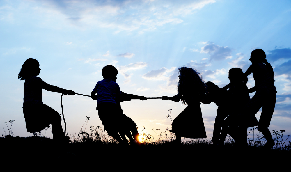 Kids Tug War Playing